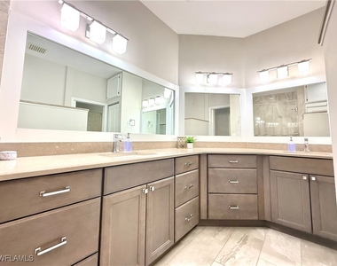 6325 Wilshire Pines Circle - Photo Thumbnail 5