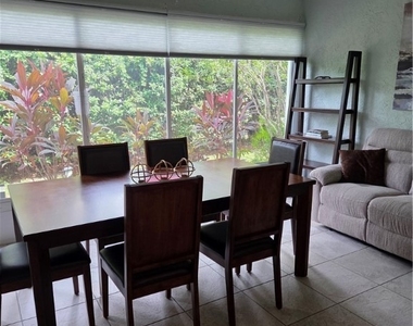 22161 Tallwood Court - Photo Thumbnail 7