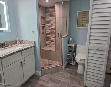 22161 Tallwood Court - Photo Thumbnail 13