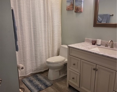 22161 Tallwood Court - Photo Thumbnail 9