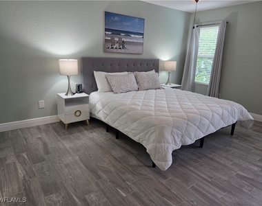 22161 Tallwood Court - Photo Thumbnail 11