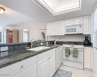 6849 Grenadier Boulevard - Photo Thumbnail 6