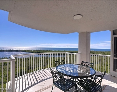 6849 Grenadier Boulevard - Photo Thumbnail 48