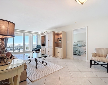 6849 Grenadier Boulevard - Photo Thumbnail 14