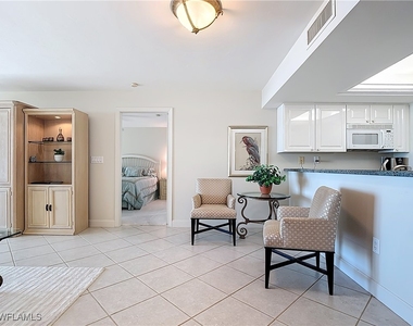 6849 Grenadier Boulevard - Photo Thumbnail 10