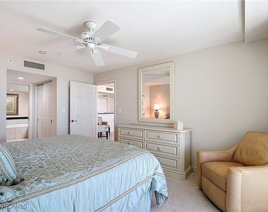 6849 Grenadier Boulevard - Photo Thumbnail 35
