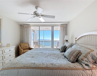 6849 Grenadier Boulevard - Photo Thumbnail 33
