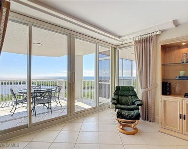 6849 Grenadier Boulevard - Photo Thumbnail 17