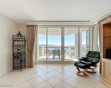 6849 Grenadier Boulevard - Photo Thumbnail 16