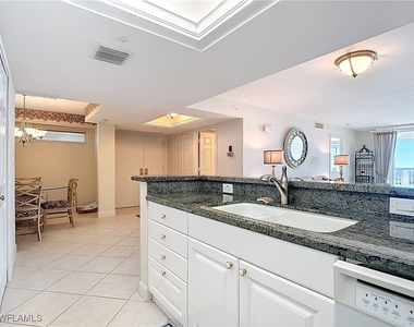 6849 Grenadier Boulevard - Photo Thumbnail 9