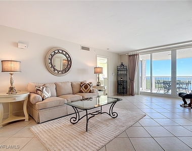 6849 Grenadier Boulevard - Photo Thumbnail 12