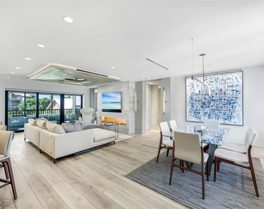 295 5th Avenue S - Photo Thumbnail 11