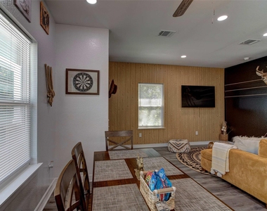 9816 Masterson Street - Photo Thumbnail 8