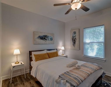 9816 Masterson Street - Photo Thumbnail 20