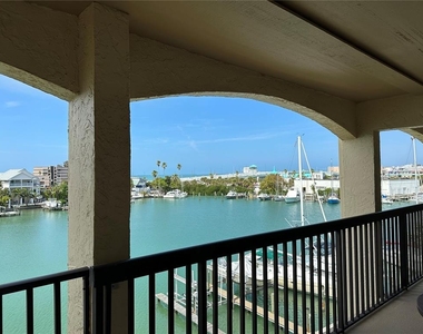 12500 Capri Cir N - Photo Thumbnail 42