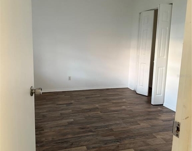 1264 113th Avenue - Photo Thumbnail 7