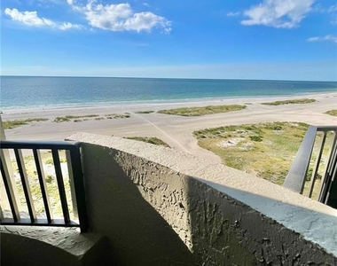 1290 Gulf Boulevard - Photo Thumbnail 2
