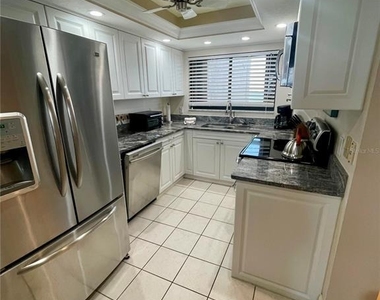 1290 Gulf Boulevard - Photo Thumbnail 10