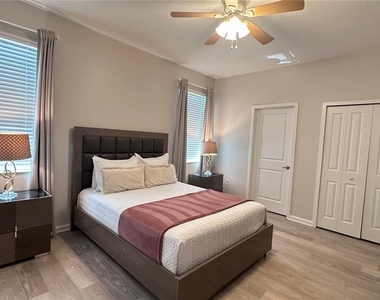 4504 Monado Drive - Photo Thumbnail 30