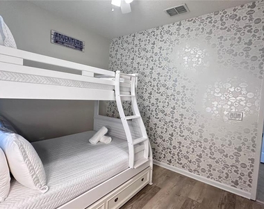 4504 Monado Drive - Photo Thumbnail 21