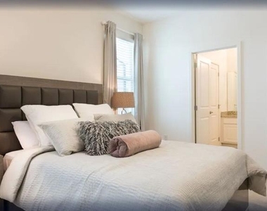 4504 Monado Drive - Photo Thumbnail 10
