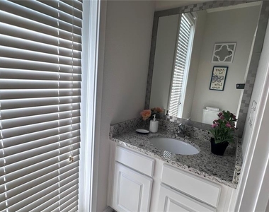 4504 Monado Drive - Photo Thumbnail 25