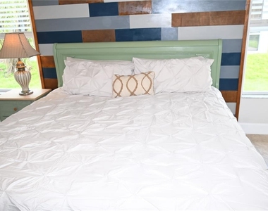 5378 Dunsmuir Road - Photo Thumbnail 9
