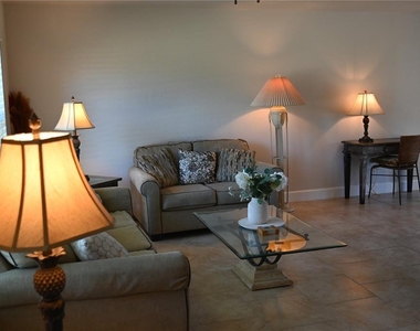 5378 Dunsmuir Road - Photo Thumbnail 3