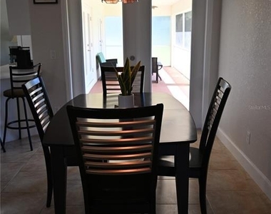 5378 Dunsmuir Road - Photo Thumbnail 24