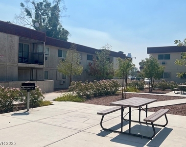 5346 Swenson Street - Photo Thumbnail 16
