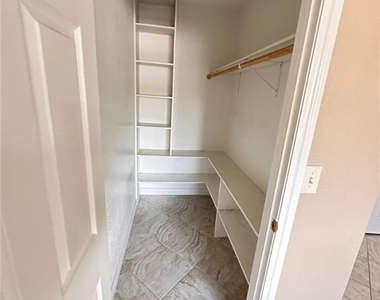 5346 Swenson Street - Photo Thumbnail 3