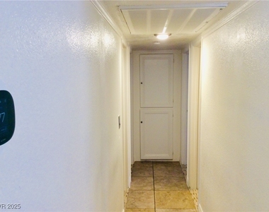 5108 Wilbur Street - Photo Thumbnail 18