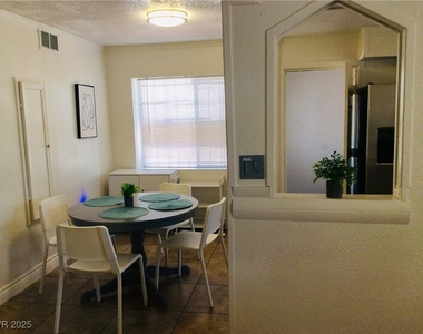 5108 Wilbur Street - Photo Thumbnail 10