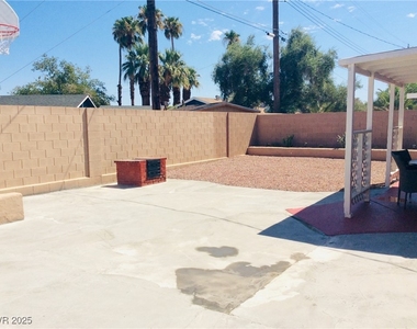 5108 Wilbur Street - Photo Thumbnail 37