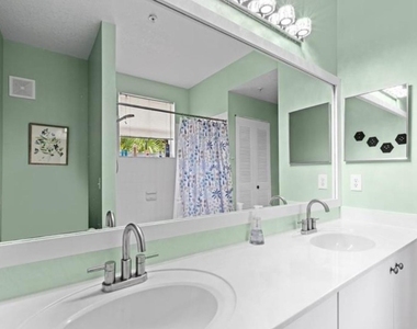 4784 S Central Boulevard - Photo Thumbnail 9