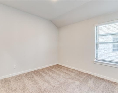 107 Huckleberry Road - Photo Thumbnail 18