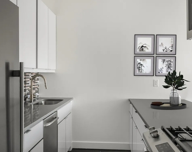500 2nd Avenue - Photo Thumbnail 1