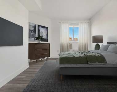 500 2nd Avenue - Photo Thumbnail 2