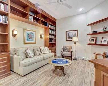 8671 Falcon Green Drive - Photo Thumbnail 15