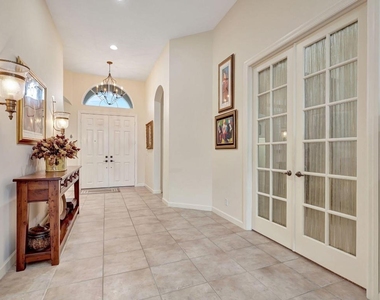 8671 Falcon Green Drive - Photo Thumbnail 4