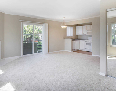 1710 N Fuller Ave - Photo Thumbnail 13