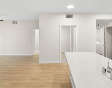 39410 Civic Center Dr. - Photo Thumbnail 14