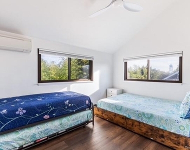 294 Wilmot Road - Photo Thumbnail 16