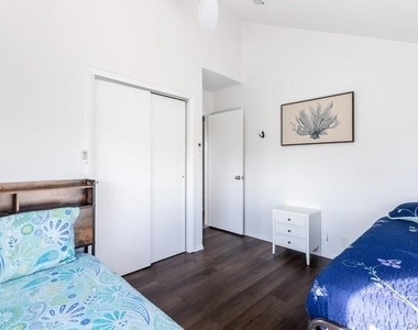 294 Wilmot Road - Photo Thumbnail 17