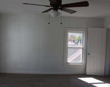 14 Liberty Street - Photo Thumbnail 8