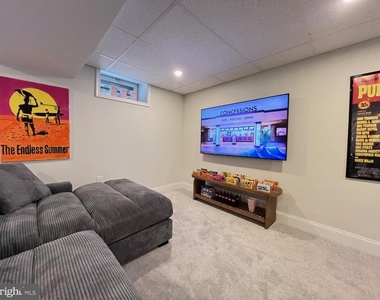 4735 Sheldon Street - Photo Thumbnail 15