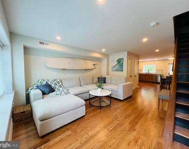 4735 Sheldon Street - Photo Thumbnail 9
