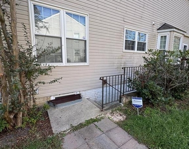 2602 Ainsworth Terrace - Photo Thumbnail 7