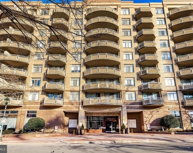 4801 Fairmont Avenue - Photo Thumbnail 1