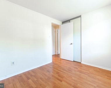 12136 Bentridge Place - Photo Thumbnail 16